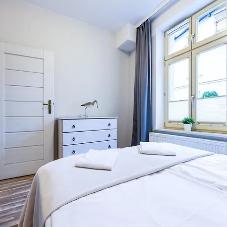 Victus Apartamenty, Haffnera